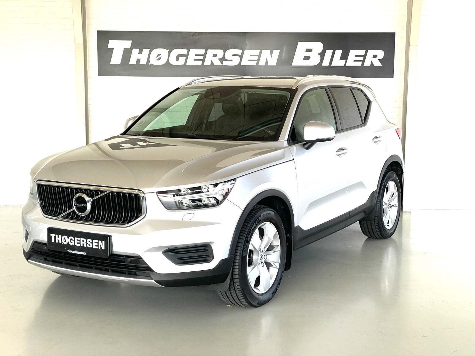Volvo XC40 2,0 T4 190 Momentum aut.