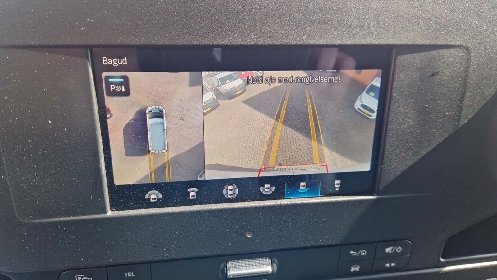 Hvid Mercedes Sprinter 317 fra 2021