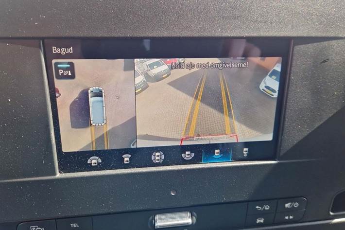 Hvid Mercedes Sprinter 317 fra 2021