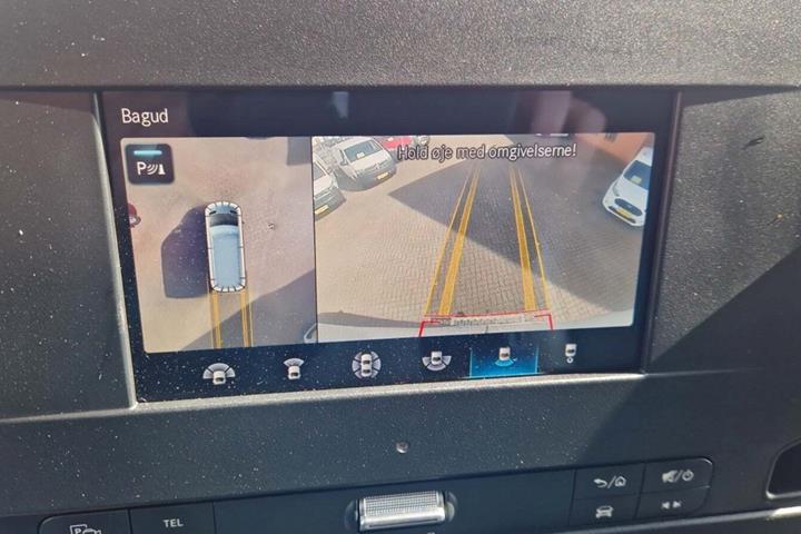 Hvid Mercedes Sprinter 317 fra 2021