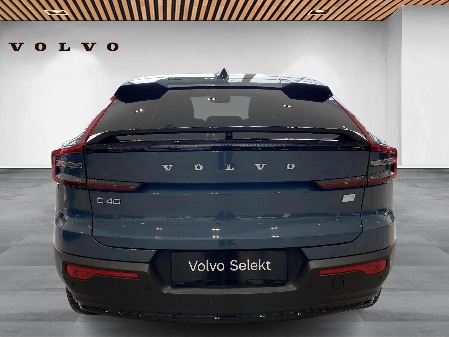Volvo C40 Recharge Extended Range Plus 4WD 408HK 5d Aut.