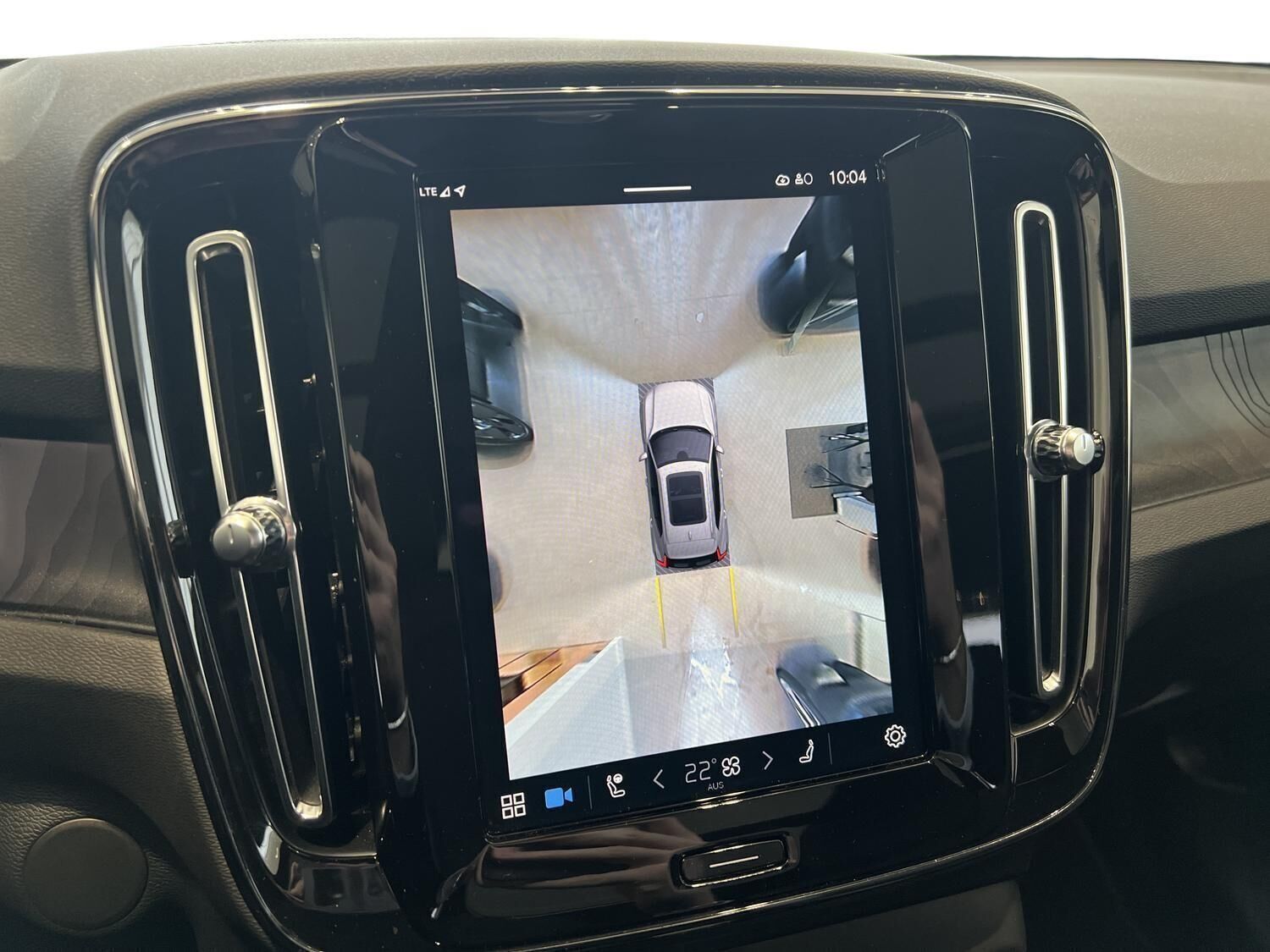 Sort Volvo XC40 fra 2022