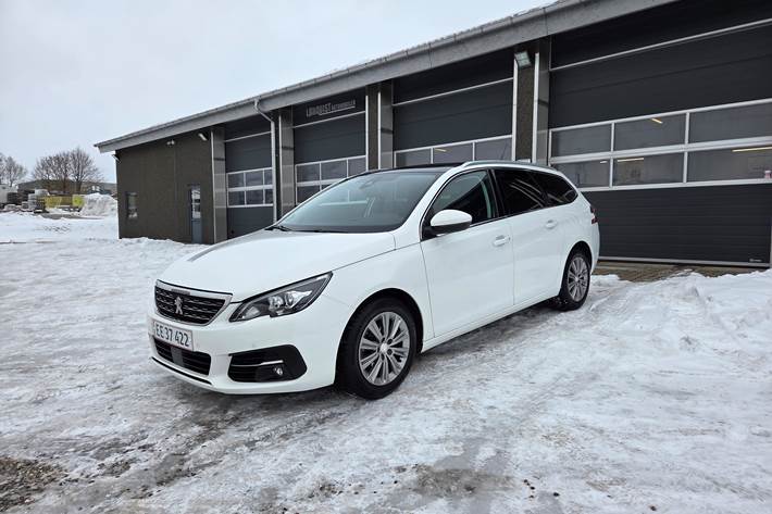 Hvid Peugeot 308 fra 2019