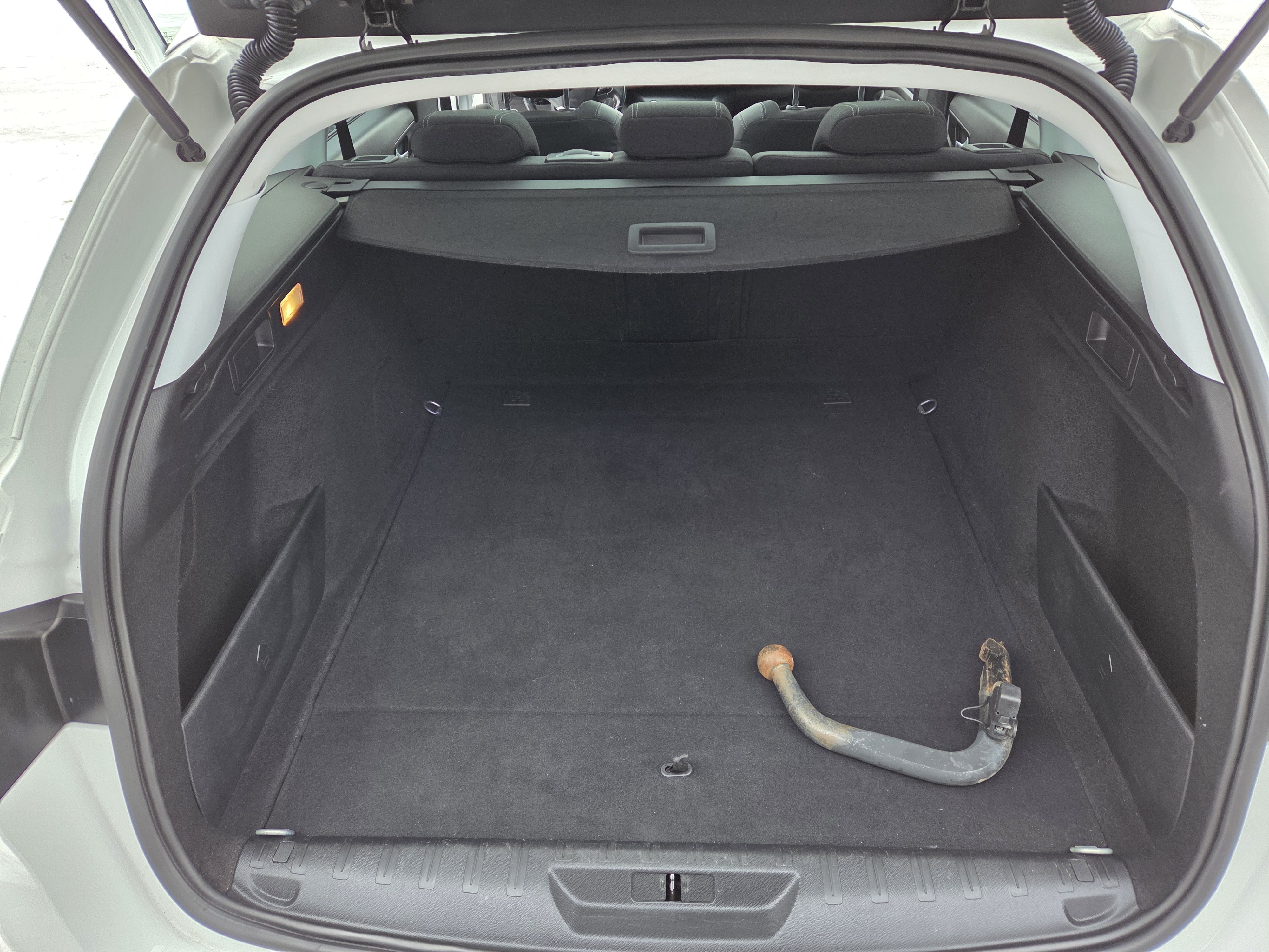 Hvid Peugeot 308 fra 2019