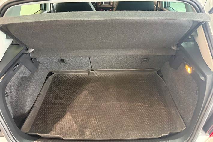 Hvid VW Polo fra 2015