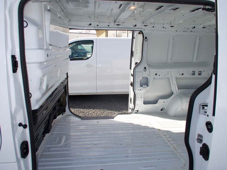 Nissan NV300 1,6 dCi 125 L2H1 Comfort Van