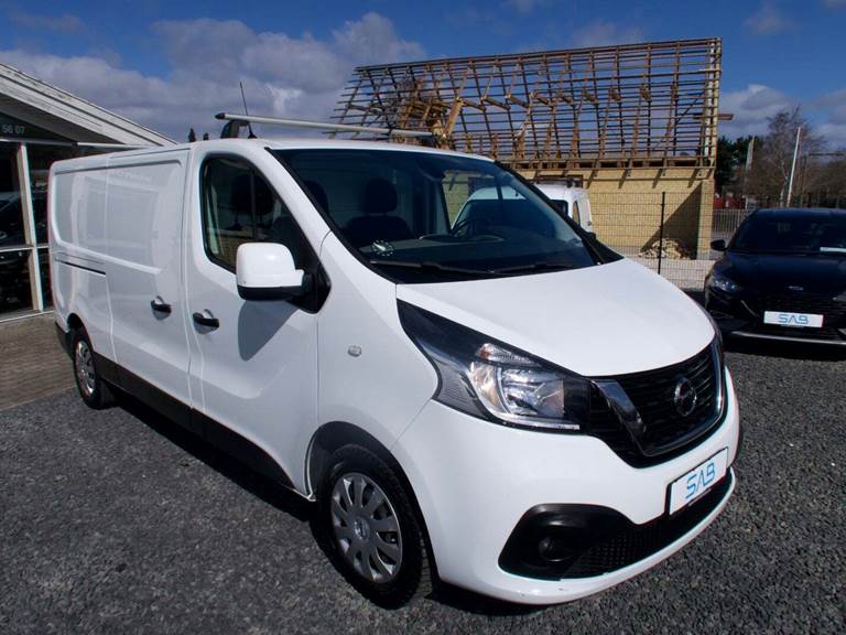 Nissan NV300 1,6 dCi 125 L2H1 Comfort Van
