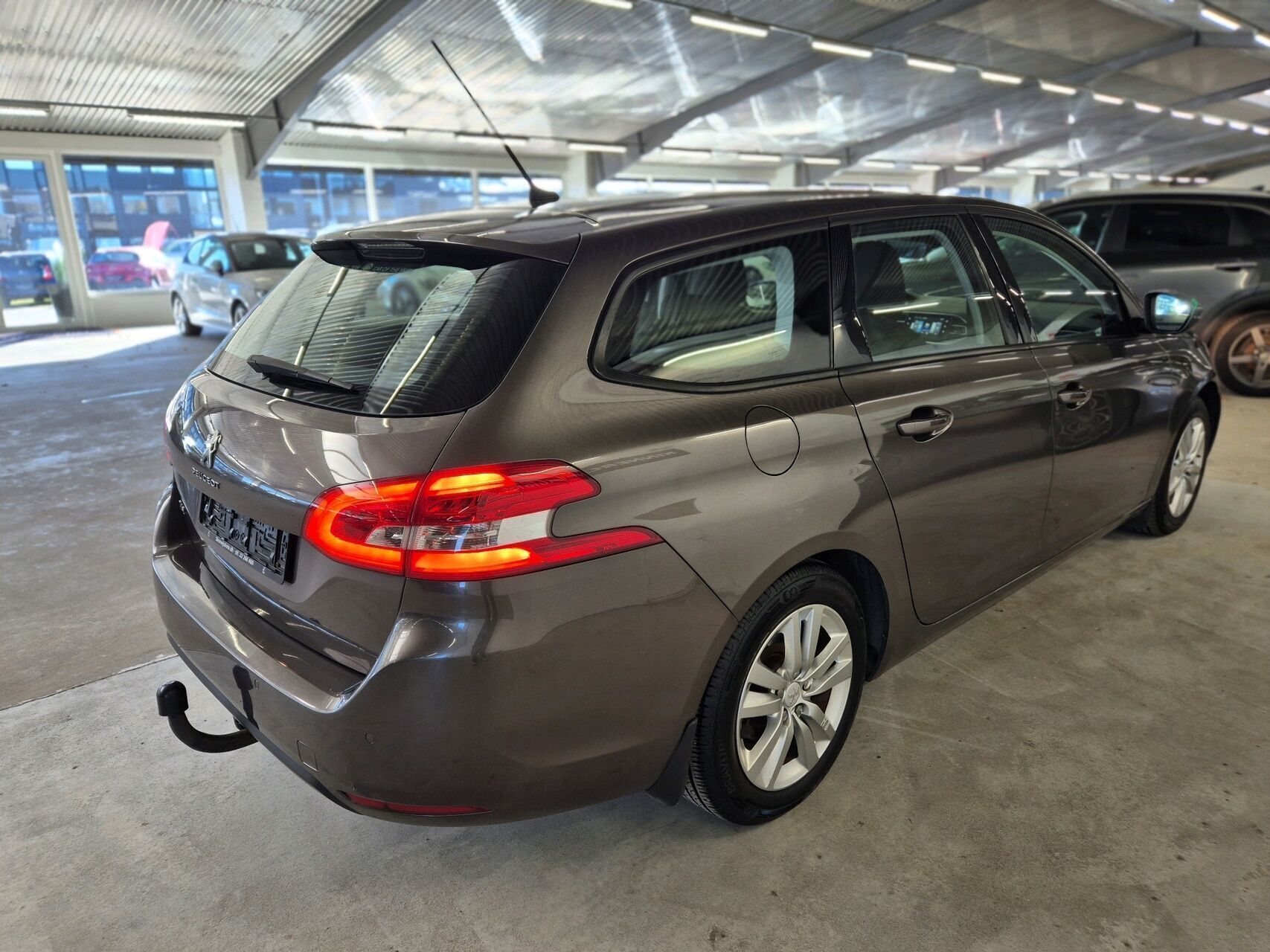 Peugeot 308 1,2 SW e-THP Active 130HK Stc 6g