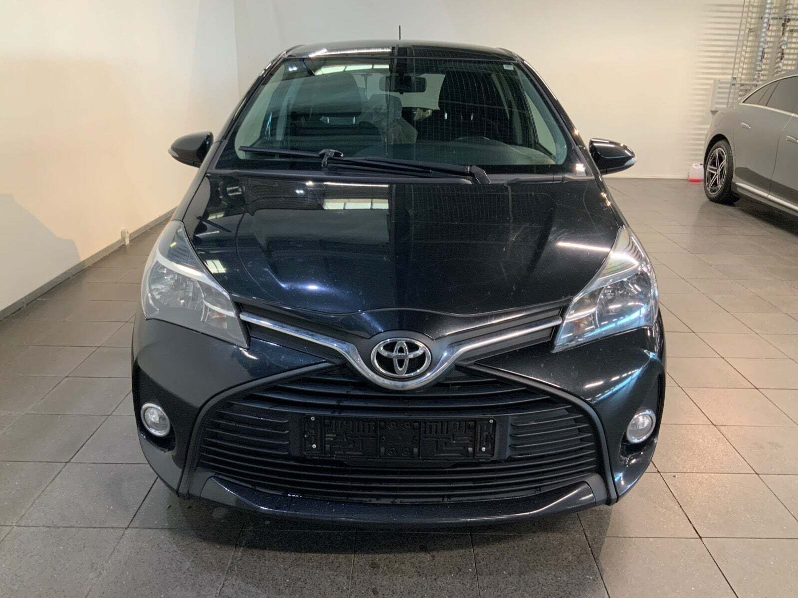 Toyota Yaris 1,0 VVT-i T2