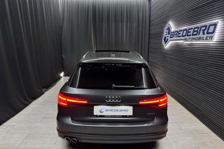 Grå Audi A4 fra 2016