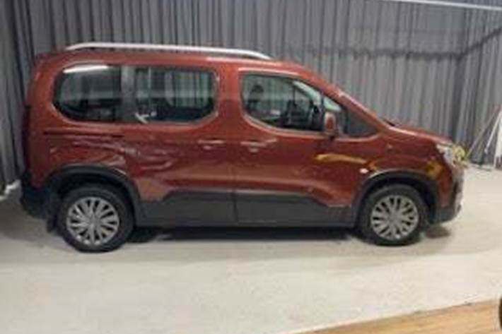 Brun Peugeot Rifter fra 2019