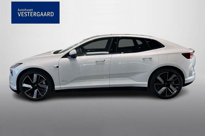 Hvid Polestar 4 fra 2026