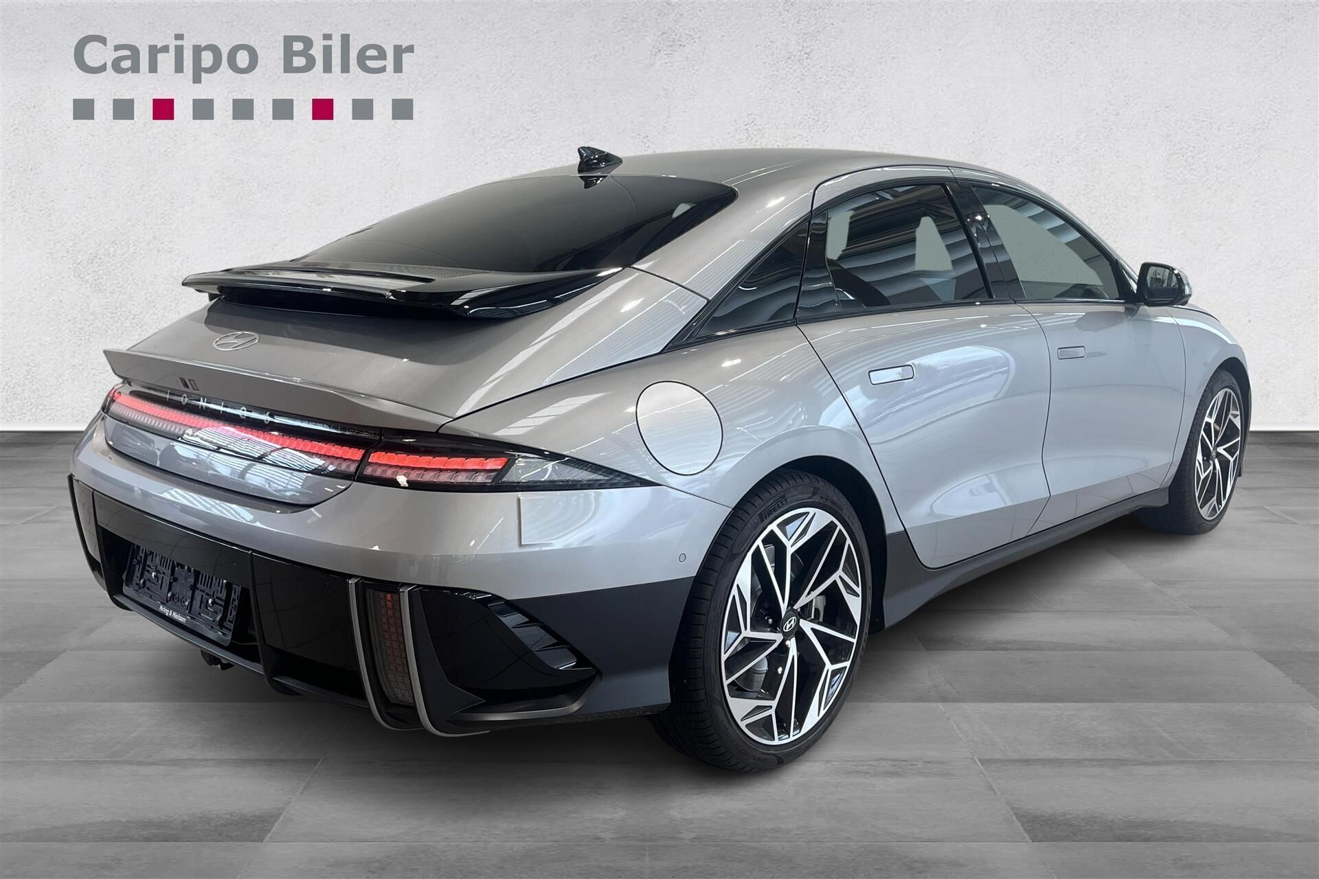 Hyundai Ioniq 6 Electric 77,4 kWh Ultimate 229HK Aut.