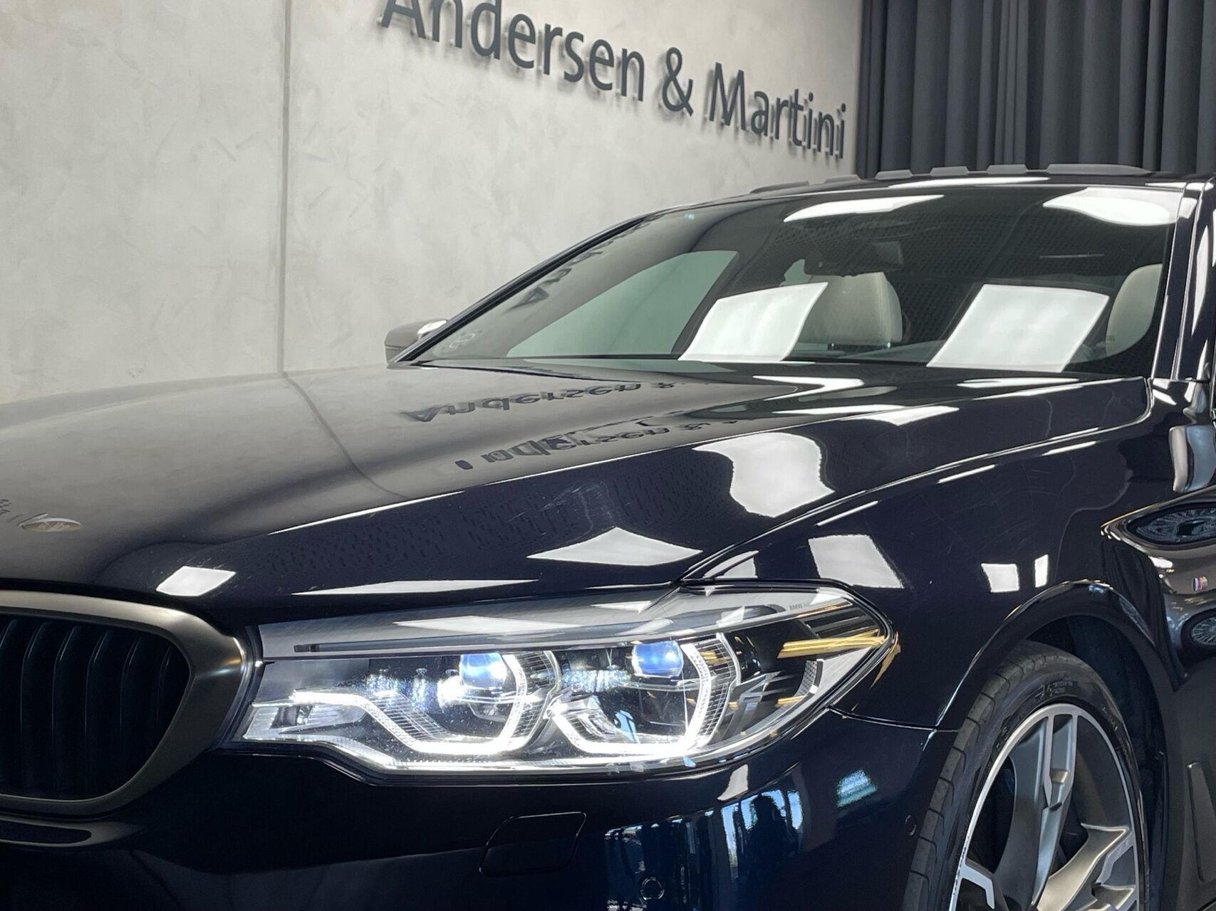 BMW M550i 4,4 XDrive Steptronic 462HK 8g Aut.