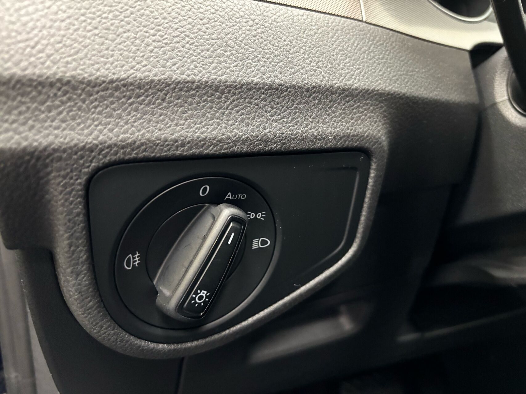 Blå VW Golf Sportsvan fra 2018