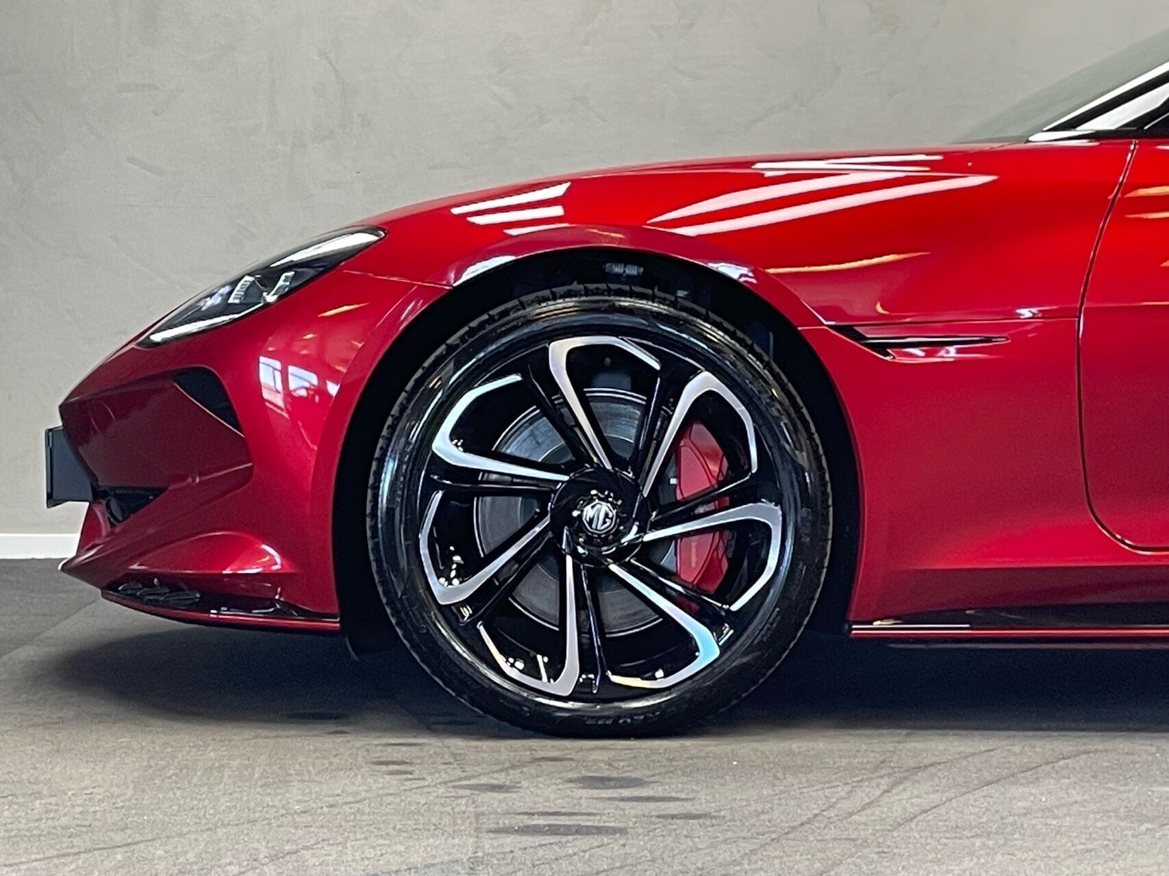 MG Cyberster EL Performance GT 4x4 510HK Cabr. Aut.