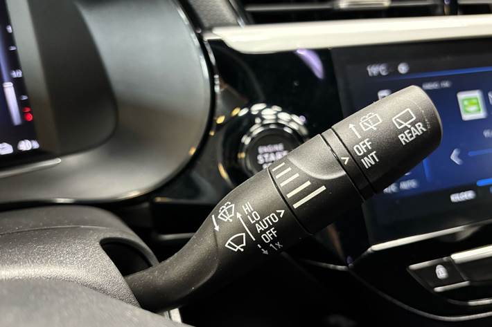 Sort Opel Corsa-e fra 2024