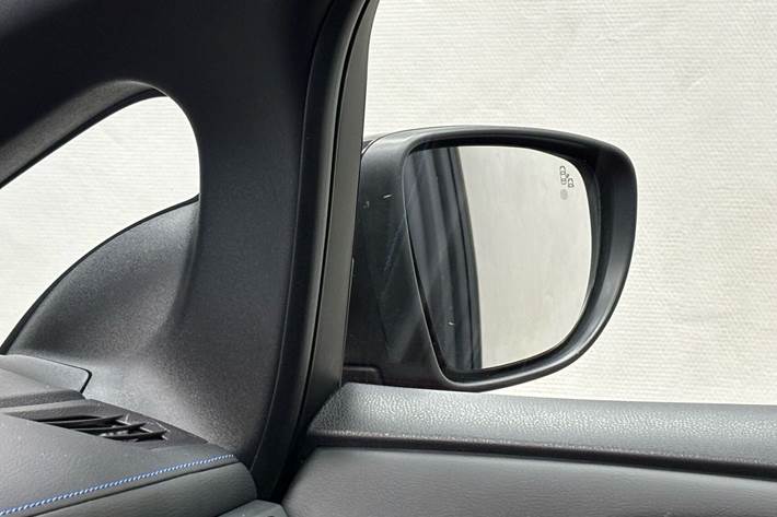 Rød Nissan Leaf fra 2022