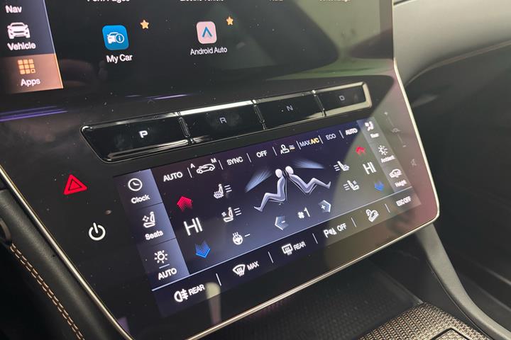 Blå Maserati Grecale fra 2025