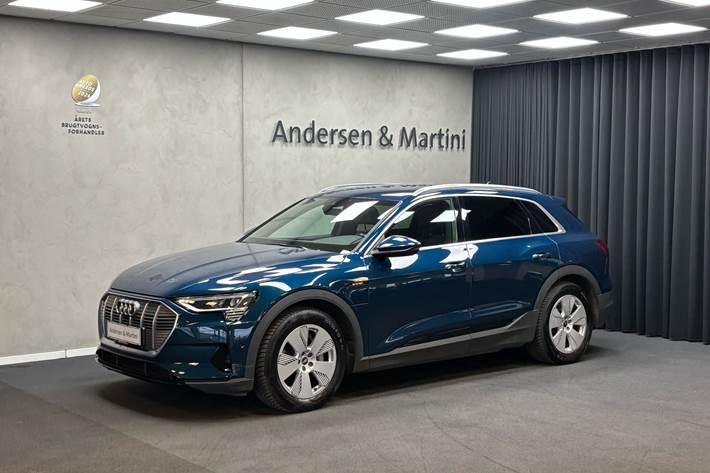 Blå Audi e-tron fra 2021