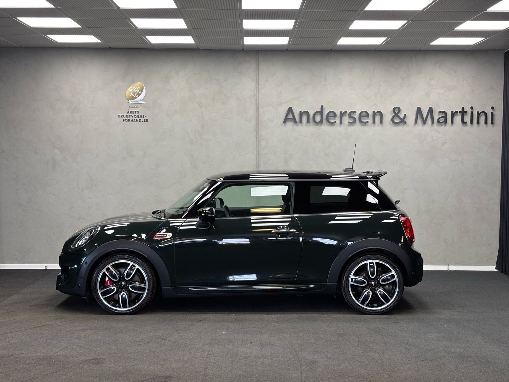 Mini Cooper 2,0 John Cooper Works Steptronic 231HK 3d 8g Aut.