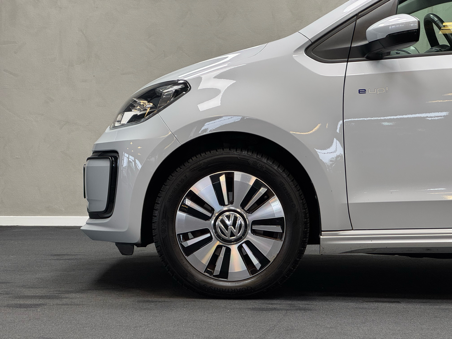 VW up EL 82HK 5d Aut.