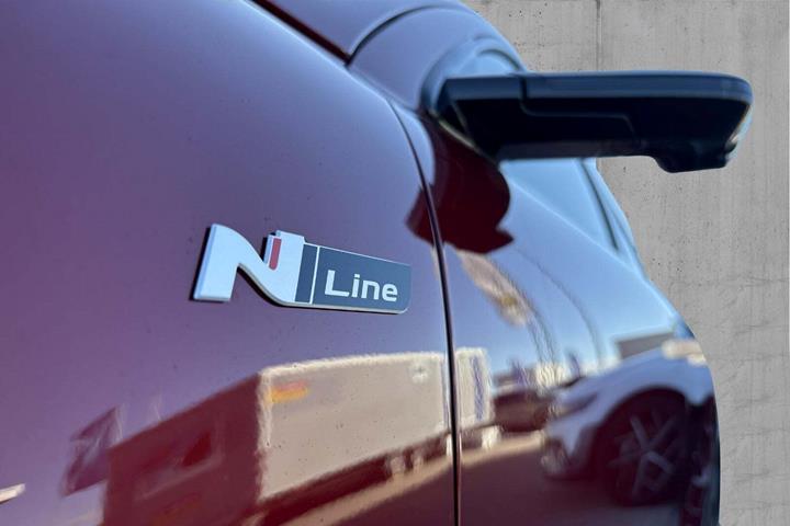 Grå Hyundai Ioniq 6 fra 2026