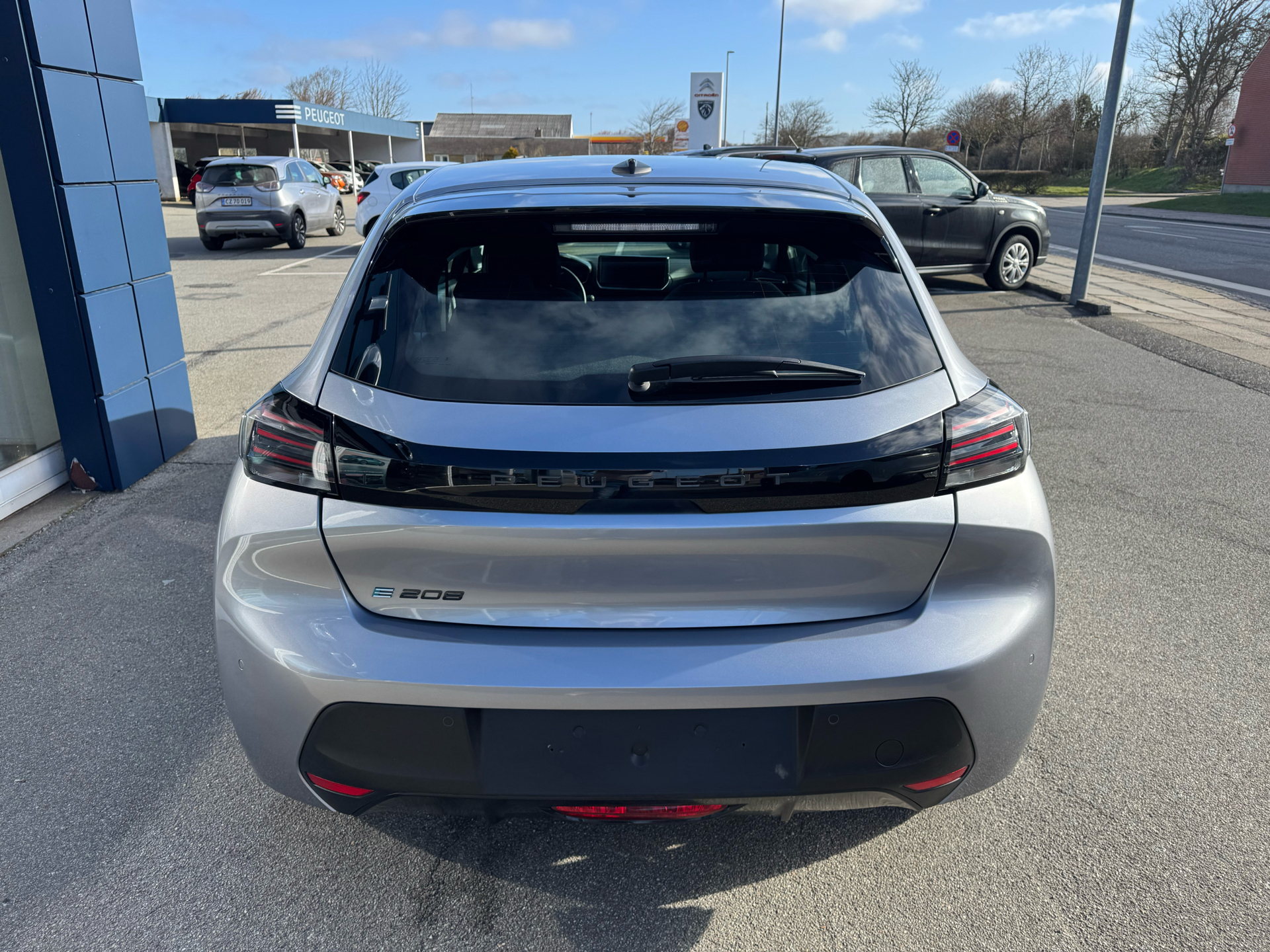 Peugeot e-208 EL Style 136HK 5d Aut.