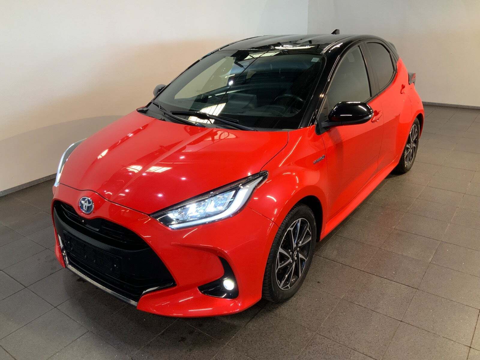 Toyota Yaris 1,5 Hybrid H3 Premier Edition e-CVT