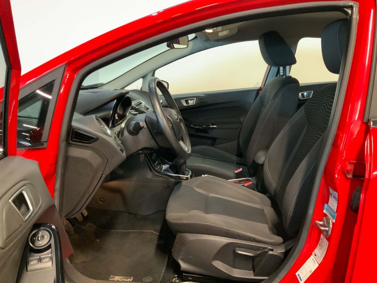 Ford Fiesta 1,0 SCTi 100 Titanium