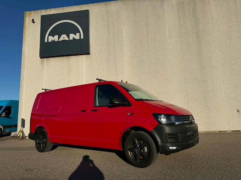 VW Transporter 2,0 TDi 204 Kassevogn DSG lang