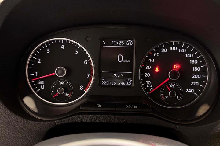 Blå VW Polo fra 2013