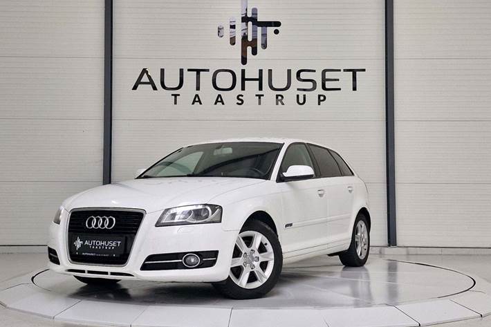 Hvid Audi A3 fra 2012