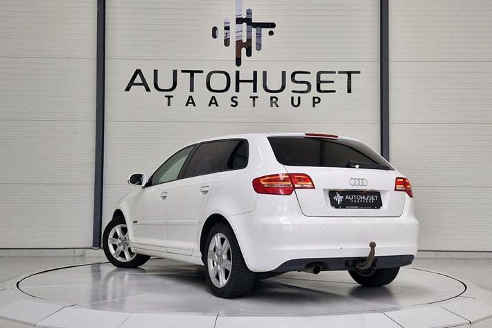 Hvid Audi A3 fra 2012