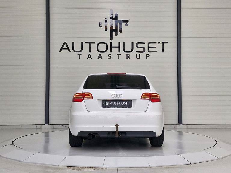 Audi A3 2,0 TDi 140 Ambiente Sportback