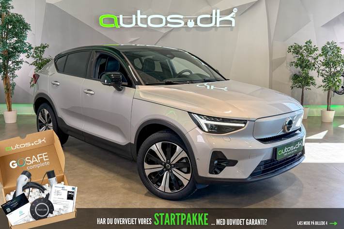 Sølv Volvo C40 fra 2022 set udefra