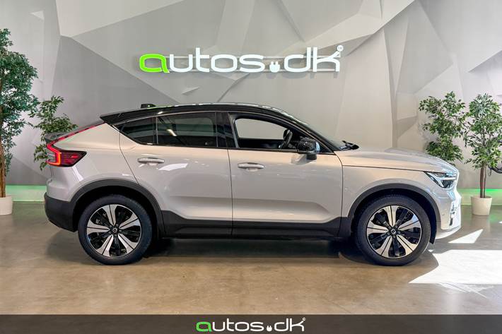 Sølv Volvo C40 fra 2022