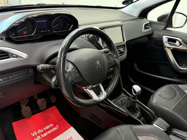 Peugeot 2008 1,2 e-THP 110 Allure