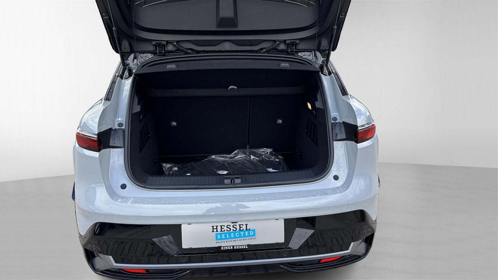 Grå Renault Megane E-Tech fra 2026