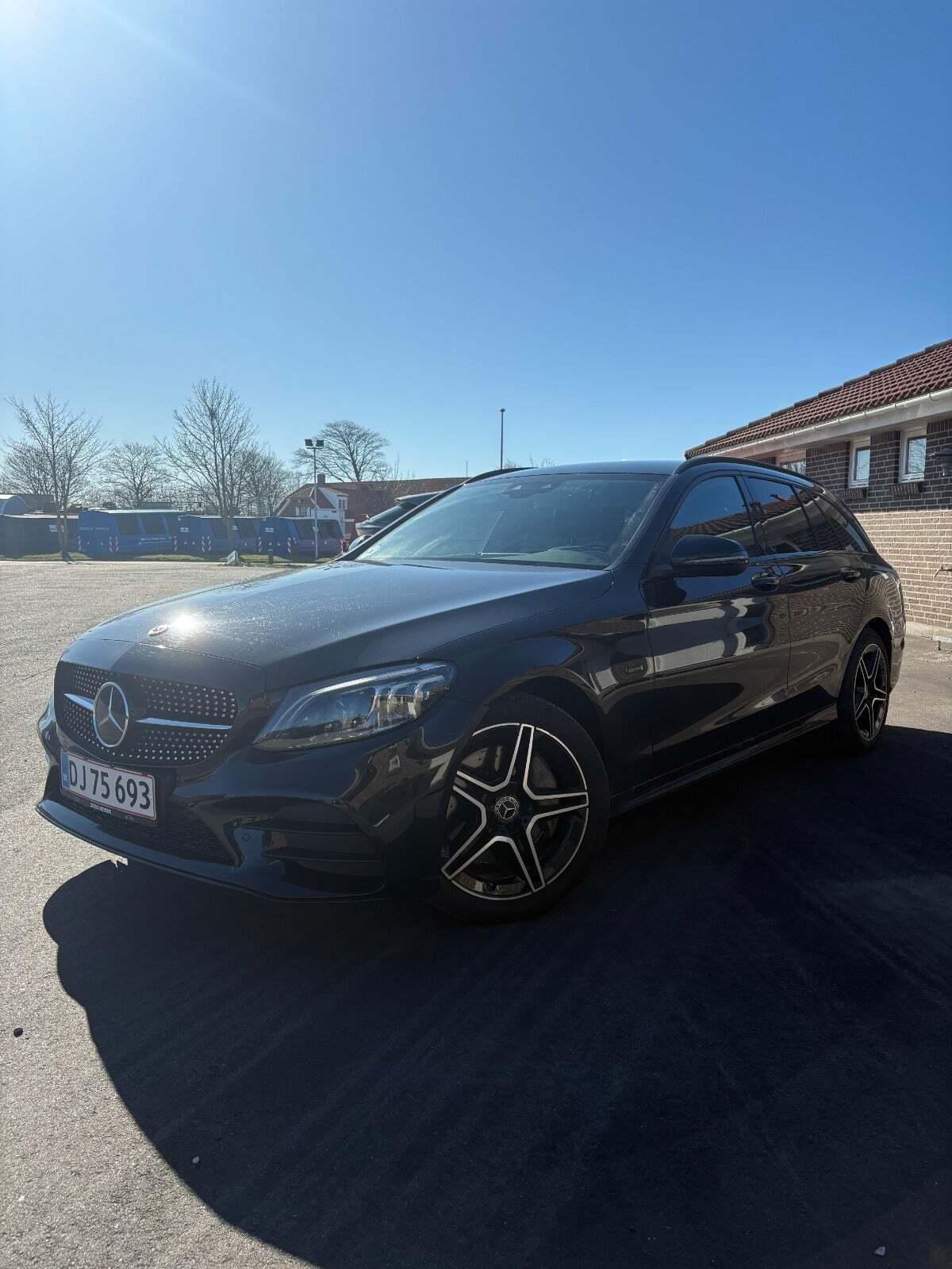 Mercedes C300 de 2,0 AMG Line Night Edition stc. aut.
