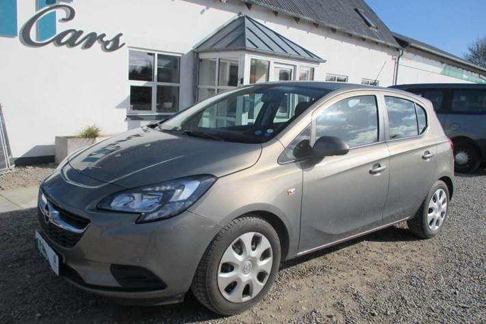 Grå Opel Corsa fra 2015
