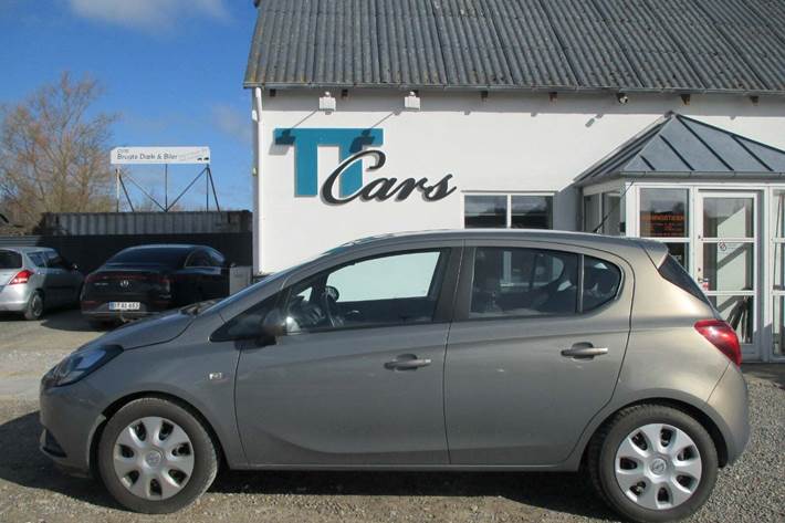 Grå Opel Corsa fra 2015