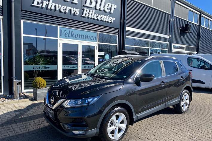 Sort Nissan Qashqai fra 2020