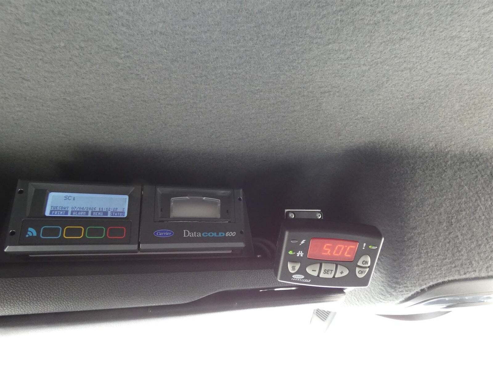 Hvid Mercedes Sprinter 317 fra 2021