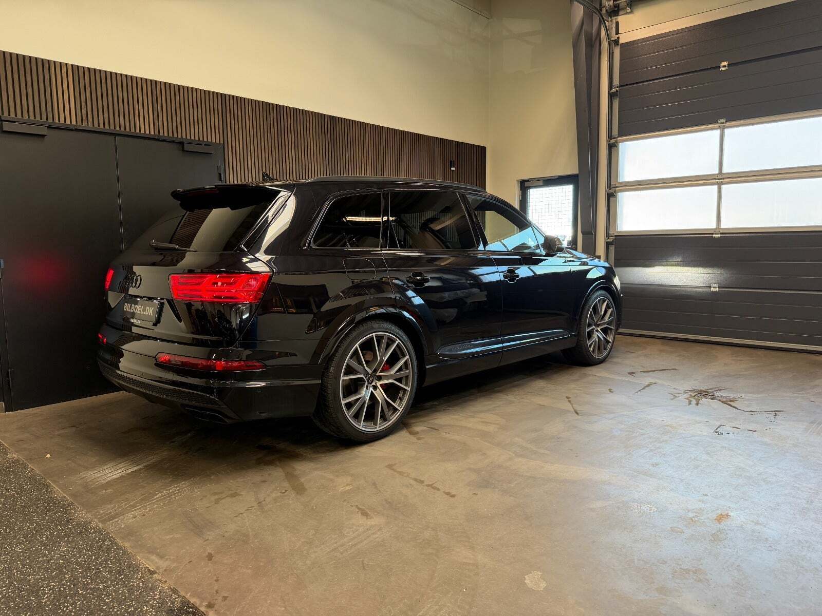 Sort Audi SQ7 fra 2018