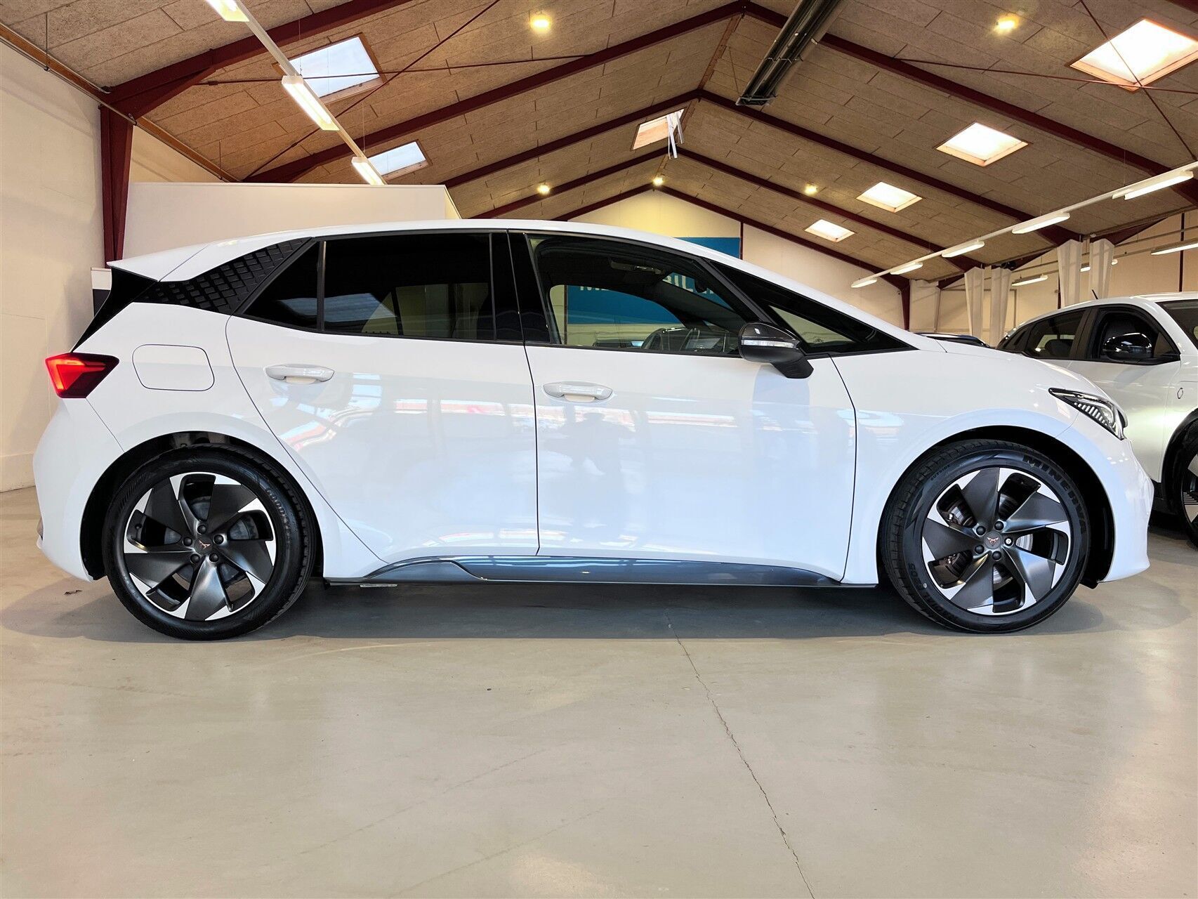 Cupra Born EL e-Boost 77 kWh 231HK 5d Aut.