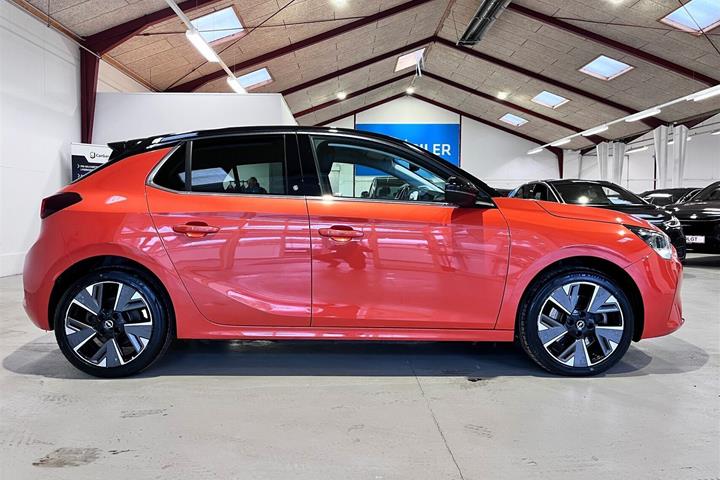 Orange Opel Corsa-e fra 2020