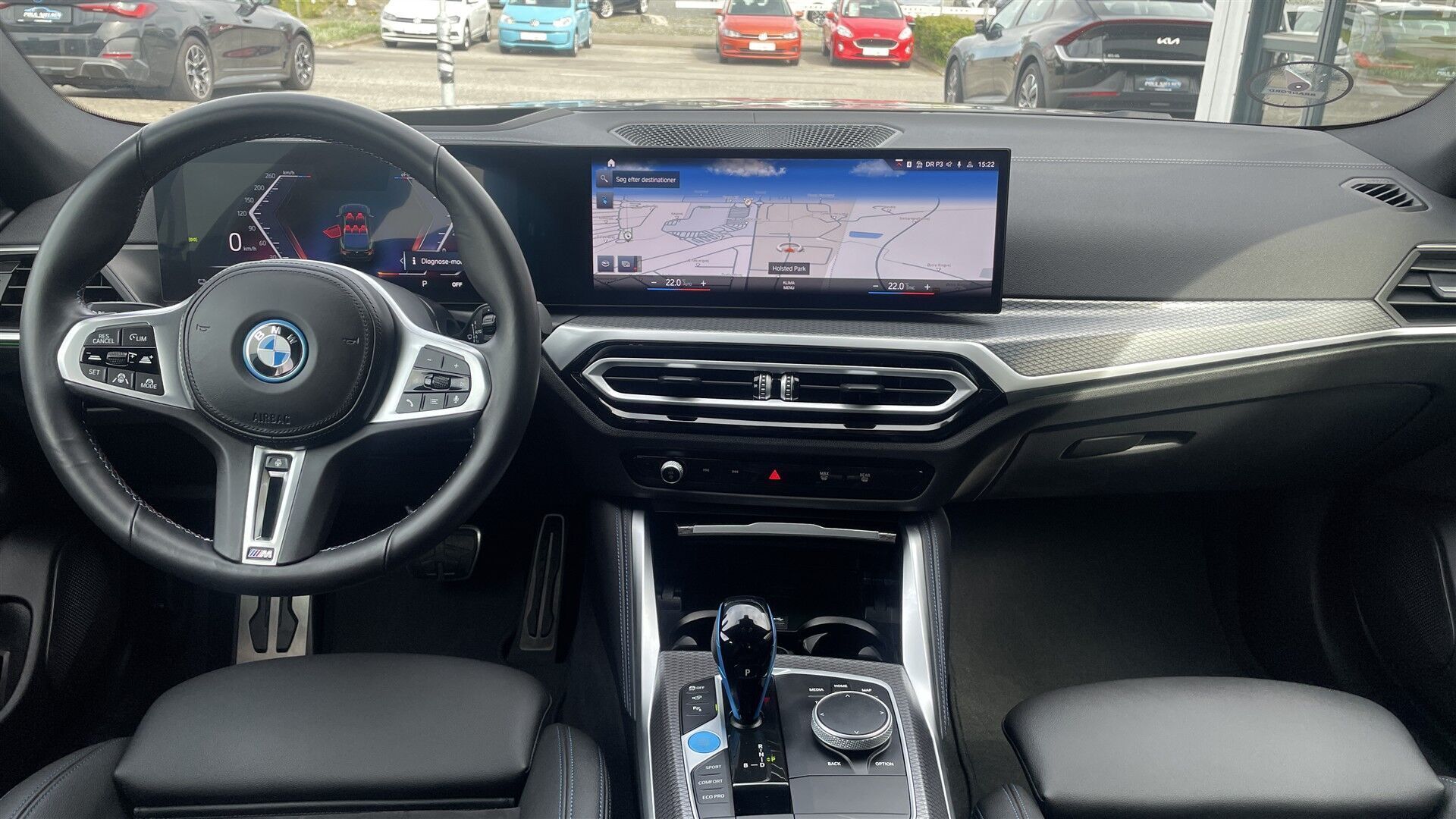 Grøn BMW i4 fra 2023