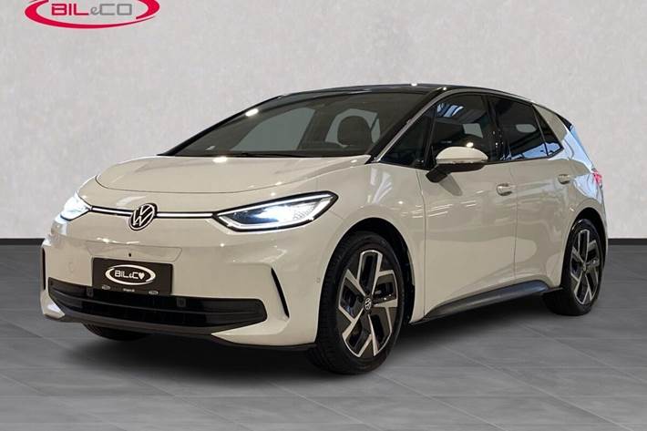 Hvid VW ID.3 fra 2023 set udefra