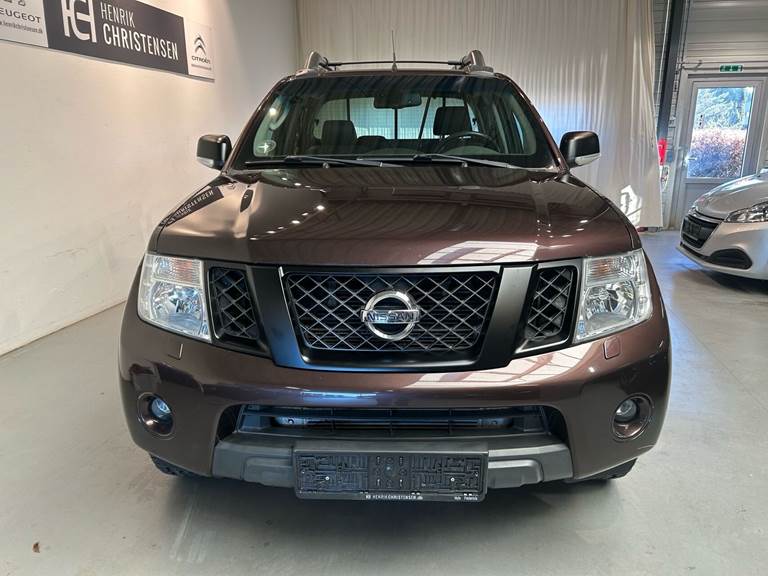 Nissan Navara 3,0 Dob. Cab V6 DCi LE 4x4 231HK Ladv./Chas. 7g Aut.